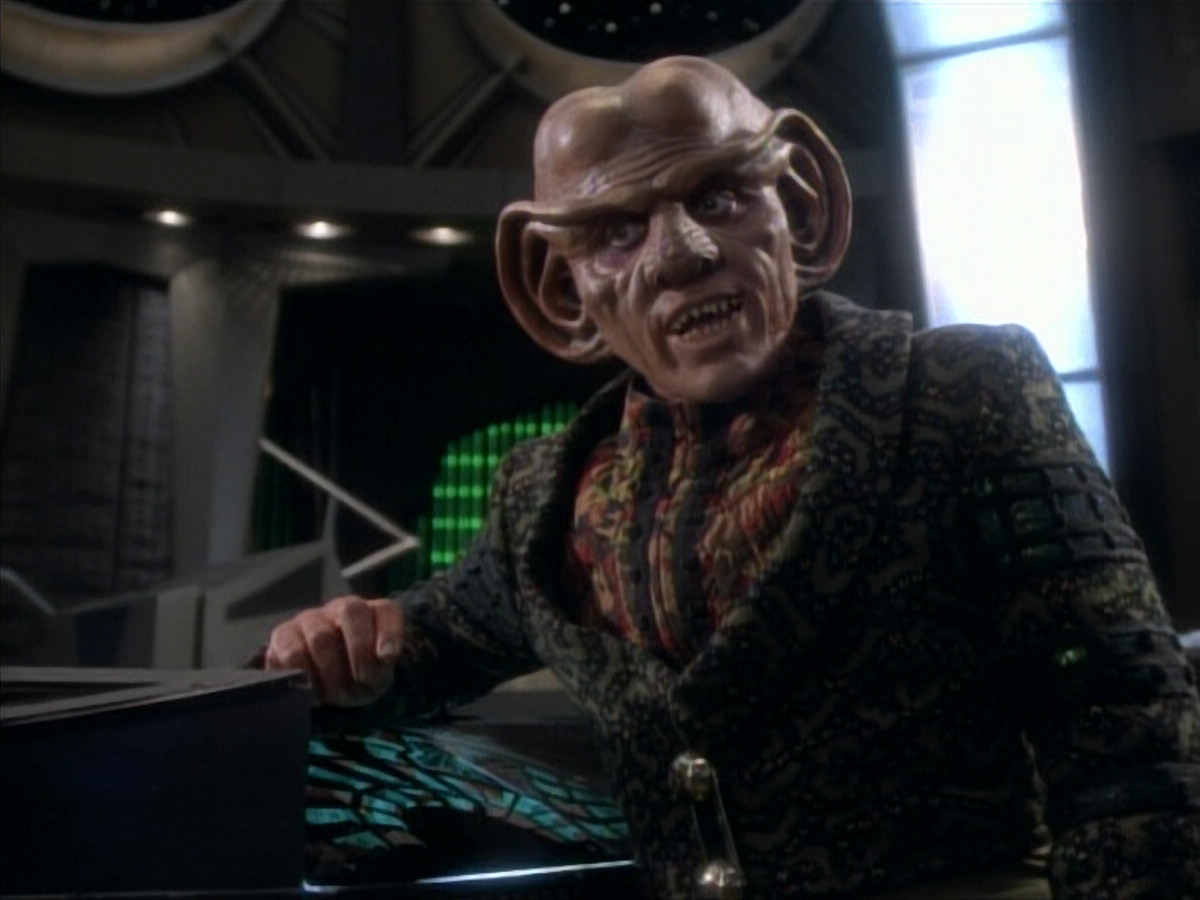extant_StarTrekDS9_1x05-Babel_03703.jpg