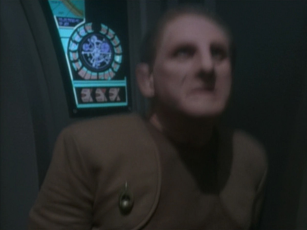 extant_StarTrekDS9_1x05-Babel_03708.jpg