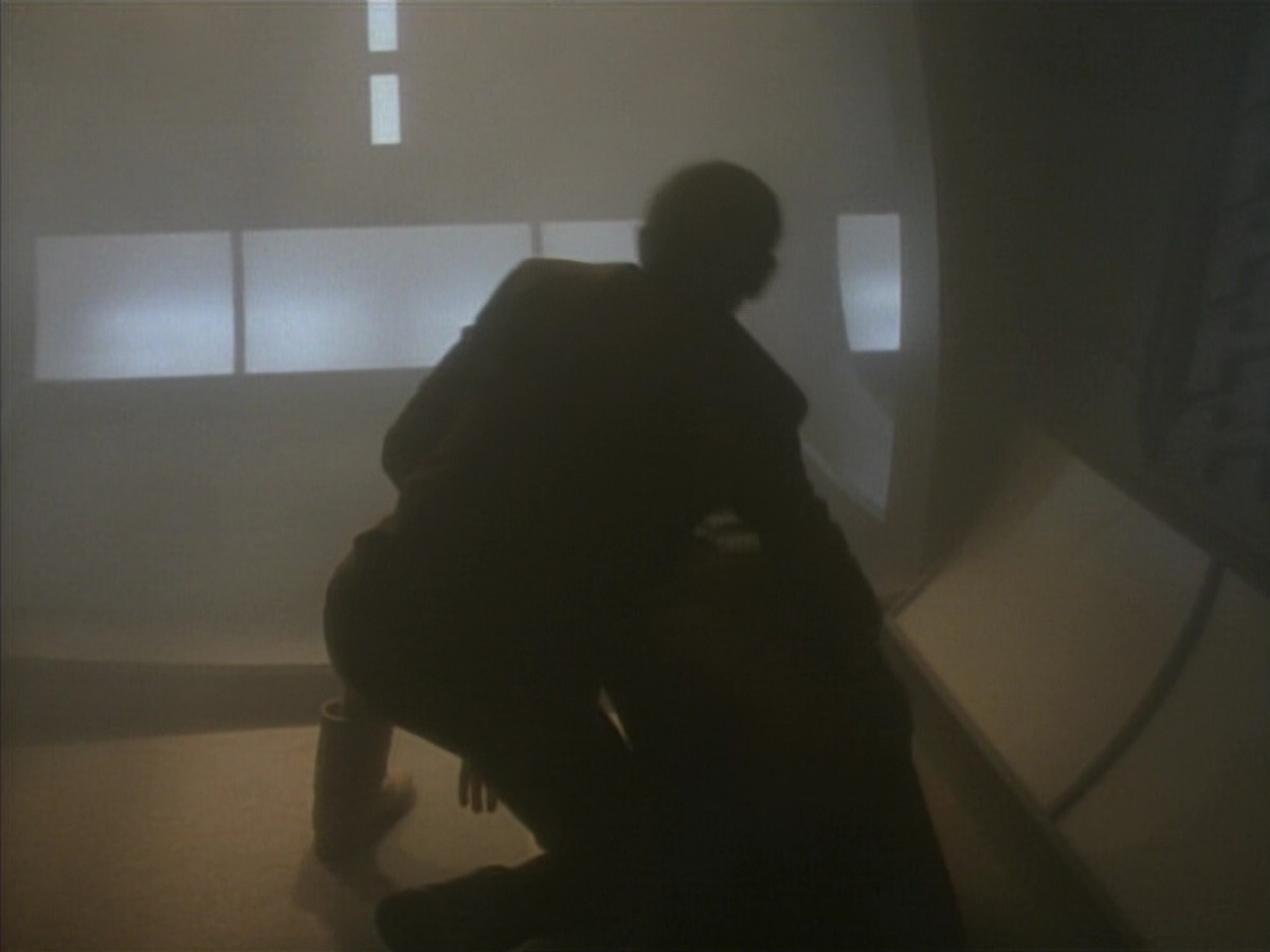 extant_StarTrekDS9_1x05-Babel_03715.jpg