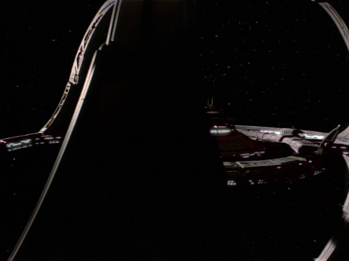 extant_StarTrekDS9_1x05-Babel_03730.jpg