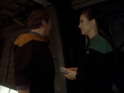 extant_StarTrekDS9_1x05-Babel_00126.jpg