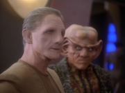 extant_StarTrekDS9_1x05-Babel_00578.jpg