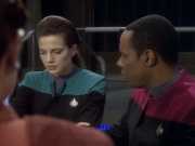 extant_StarTrekDS9_1x05-Babel_01222.jpg