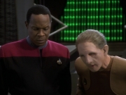 extant_StarTrekDS9_1x05-Babel_02949.jpg