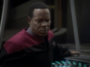 extant_StarTrekDS9_1x05-Babel_03242.jpg