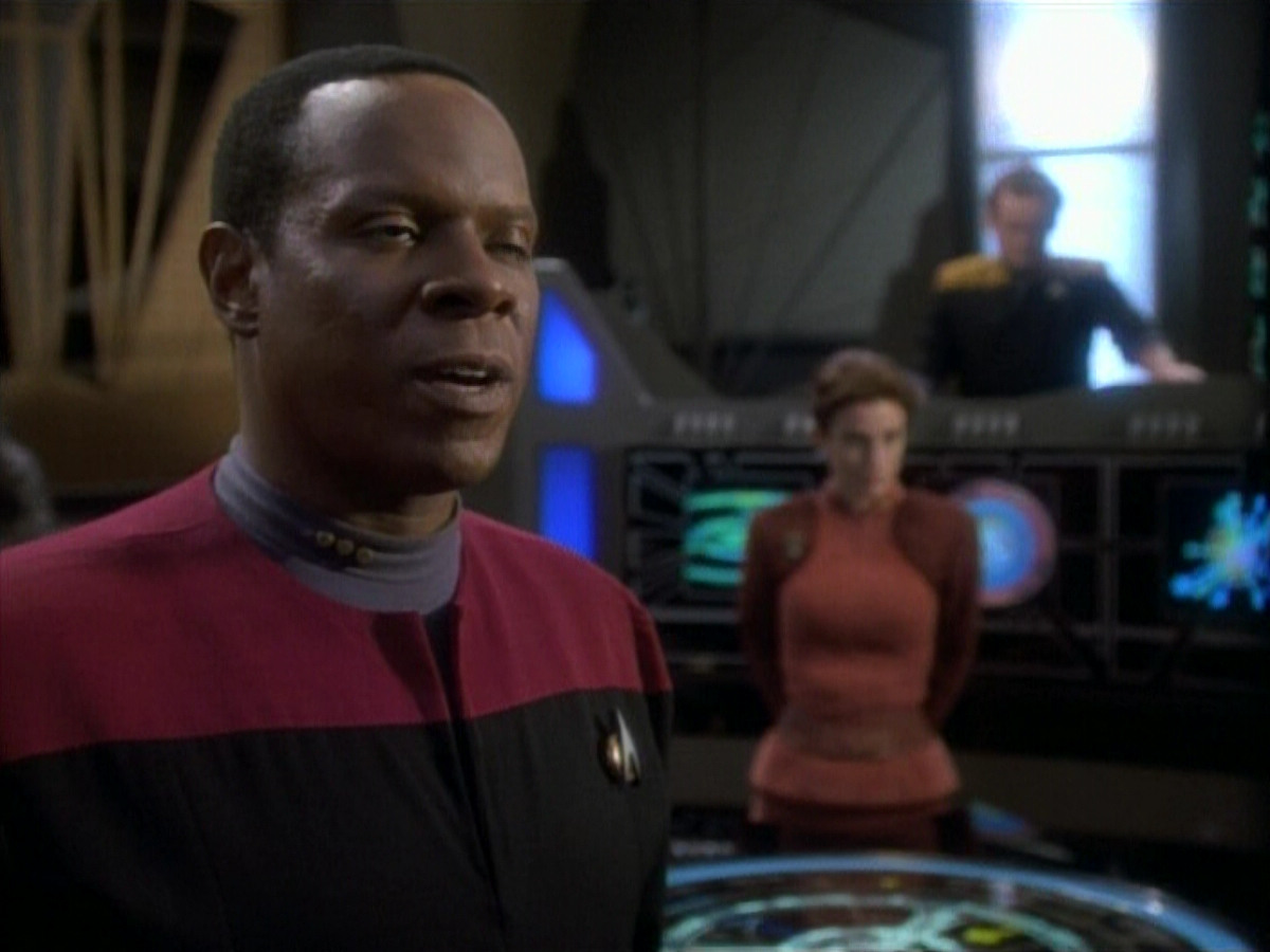 extant_StarTrekDS9_1x06-CaptivePursuitl_00157.jpg