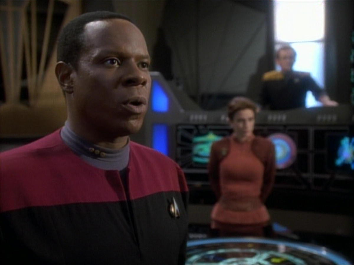 extant_StarTrekDS9_1x06-CaptivePursuitl_00162.jpg