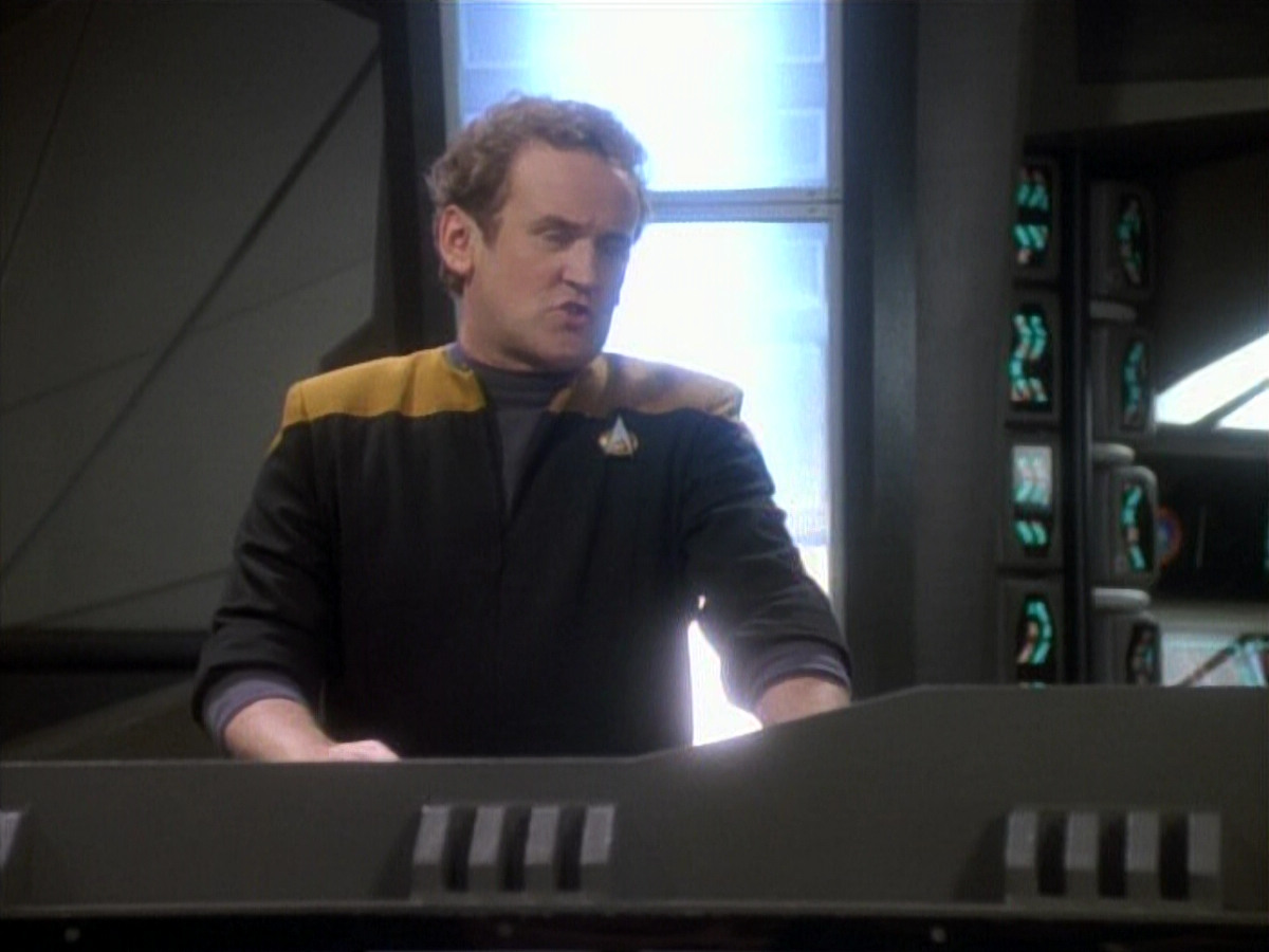 extant_StarTrekDS9_1x06-CaptivePursuitl_00209.jpg