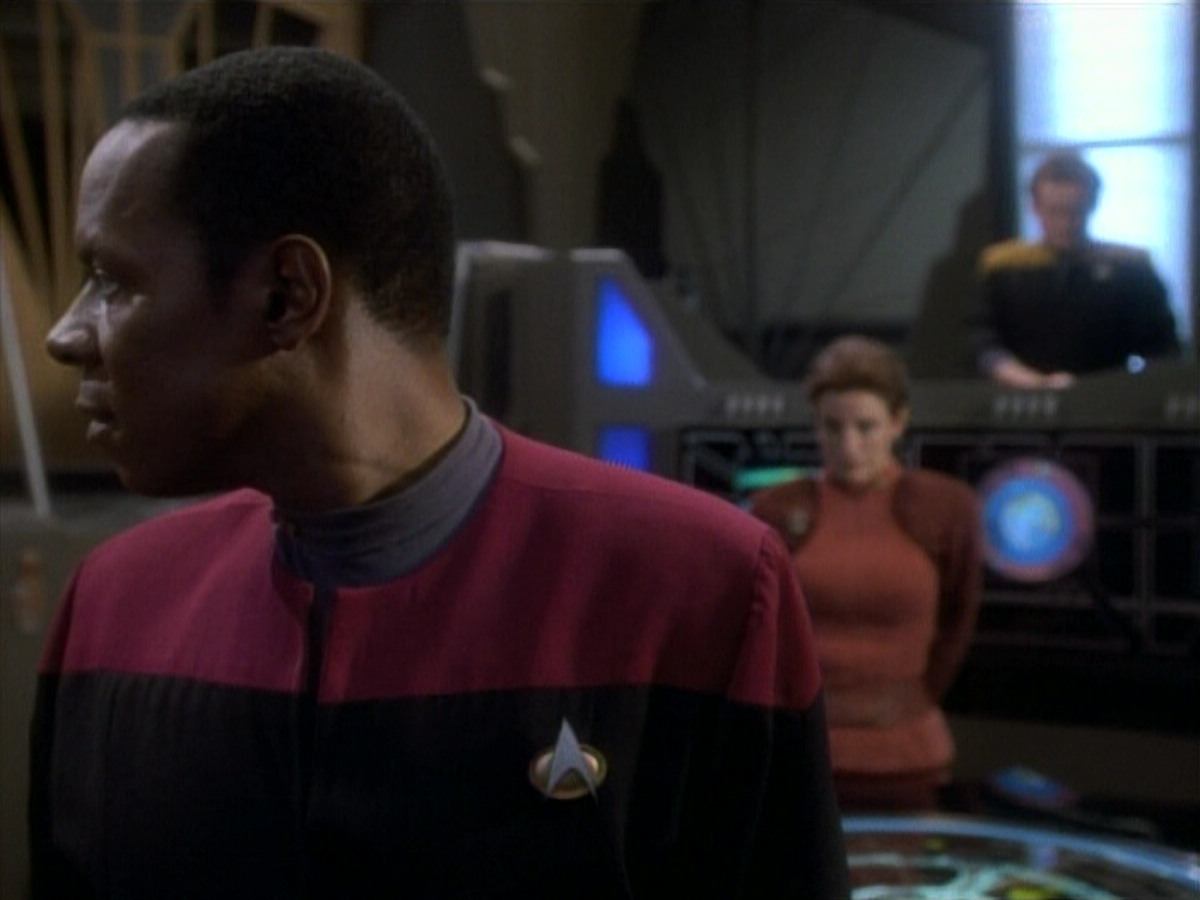 extant_StarTrekDS9_1x06-CaptivePursuitl_00266.jpg