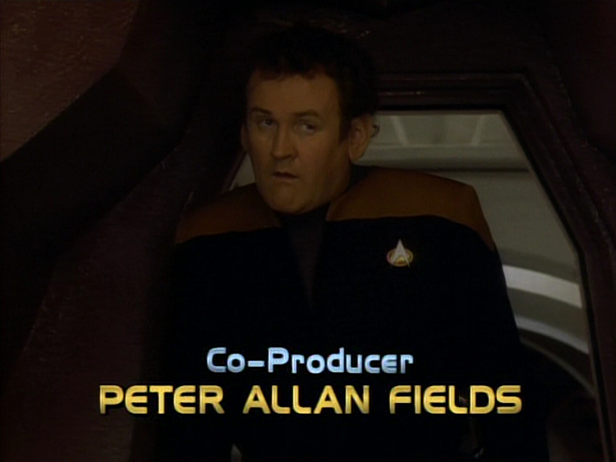 extant_StarTrekDS9_1x06-CaptivePursuitl_00500.jpg