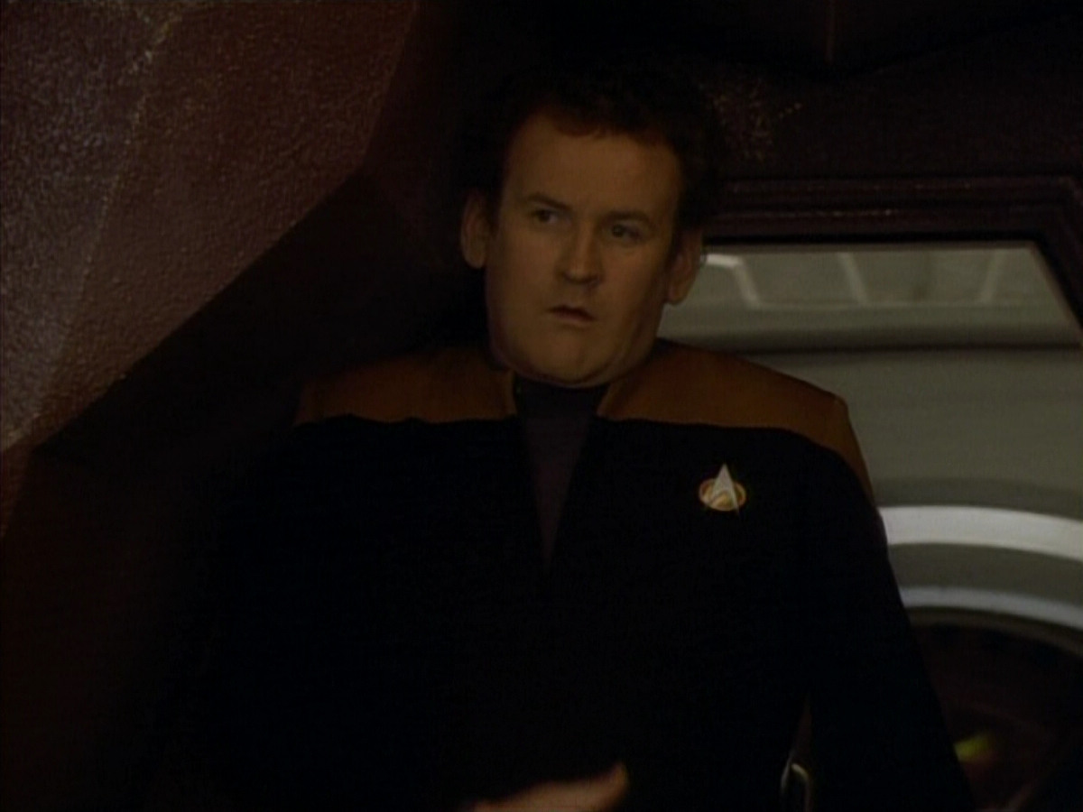 extant_StarTrekDS9_1x06-CaptivePursuitl_00506.jpg