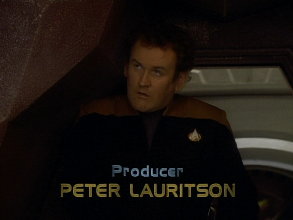 extant_StarTrekDS9_1x06-CaptivePursuitl_00507.jpg