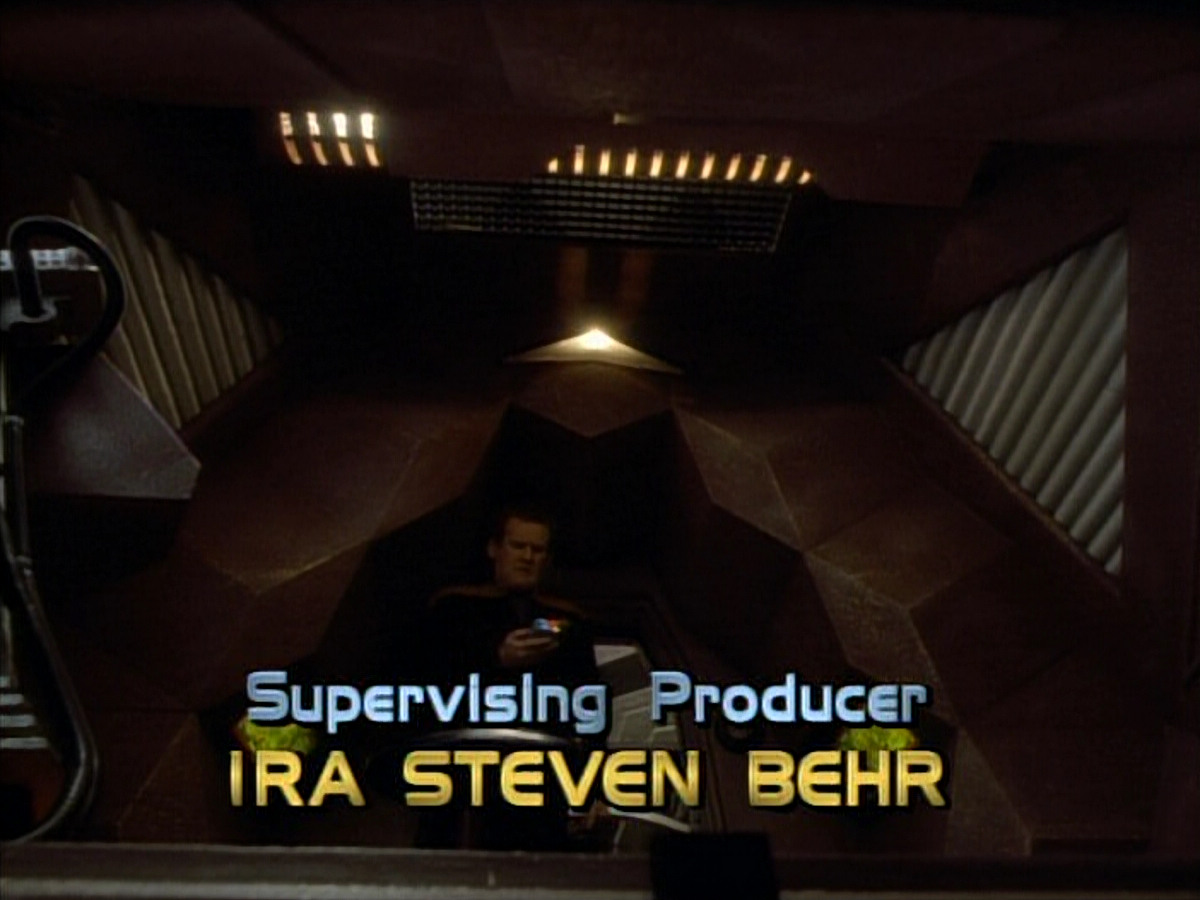 extant_StarTrekDS9_1x06-CaptivePursuitl_00529.jpg