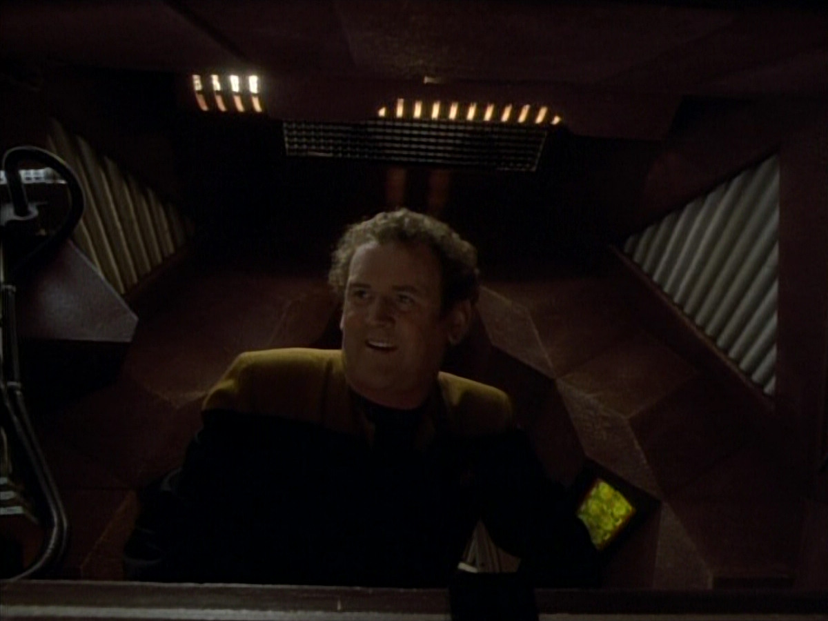 extant_StarTrekDS9_1x06-CaptivePursuitl_00580.jpg