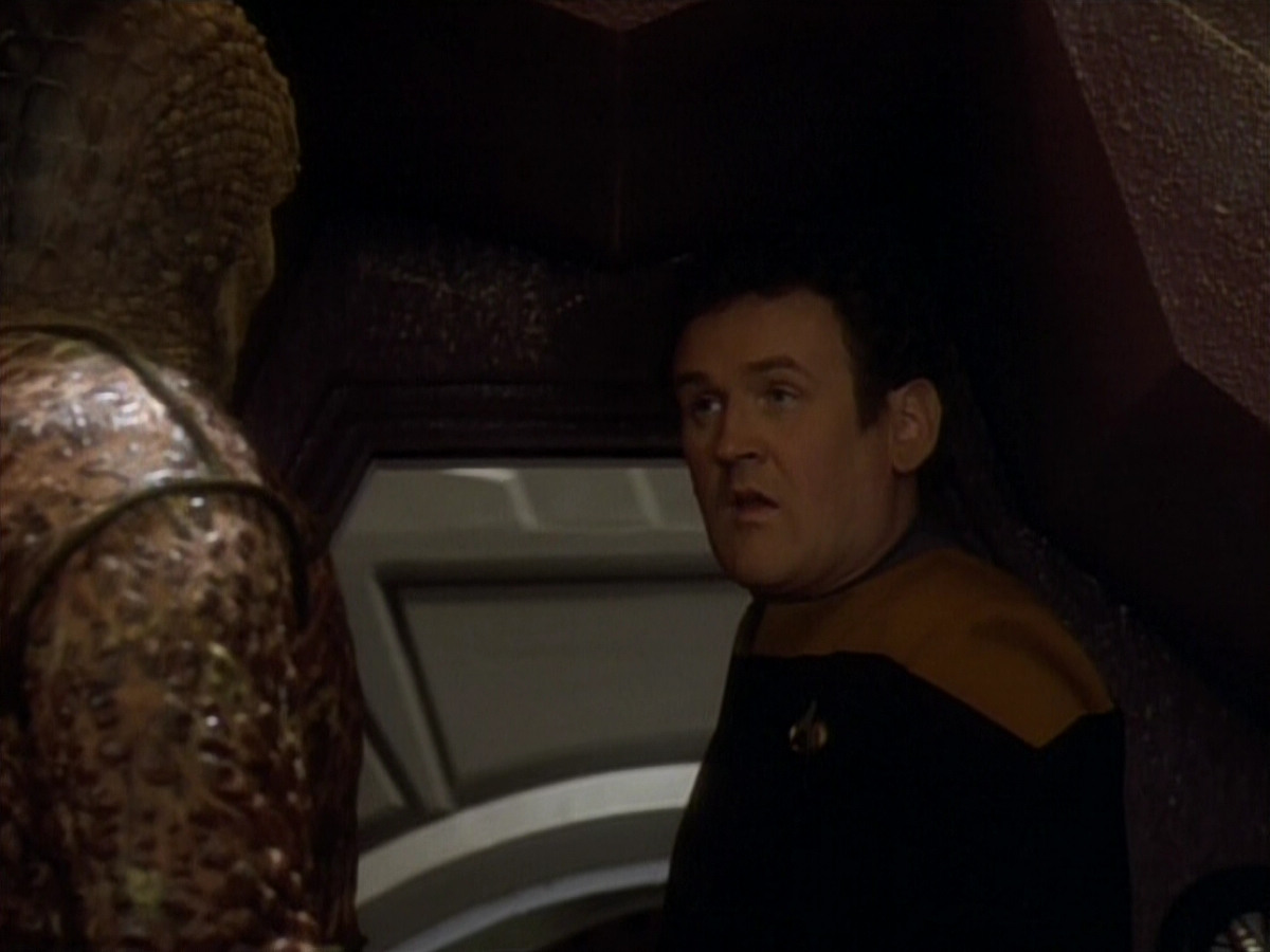 extant_StarTrekDS9_1x06-CaptivePursuitl_00679.jpg