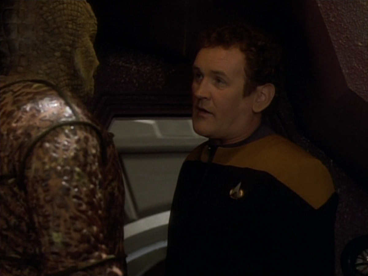 extant_StarTrekDS9_1x06-CaptivePursuitl_00695.jpg