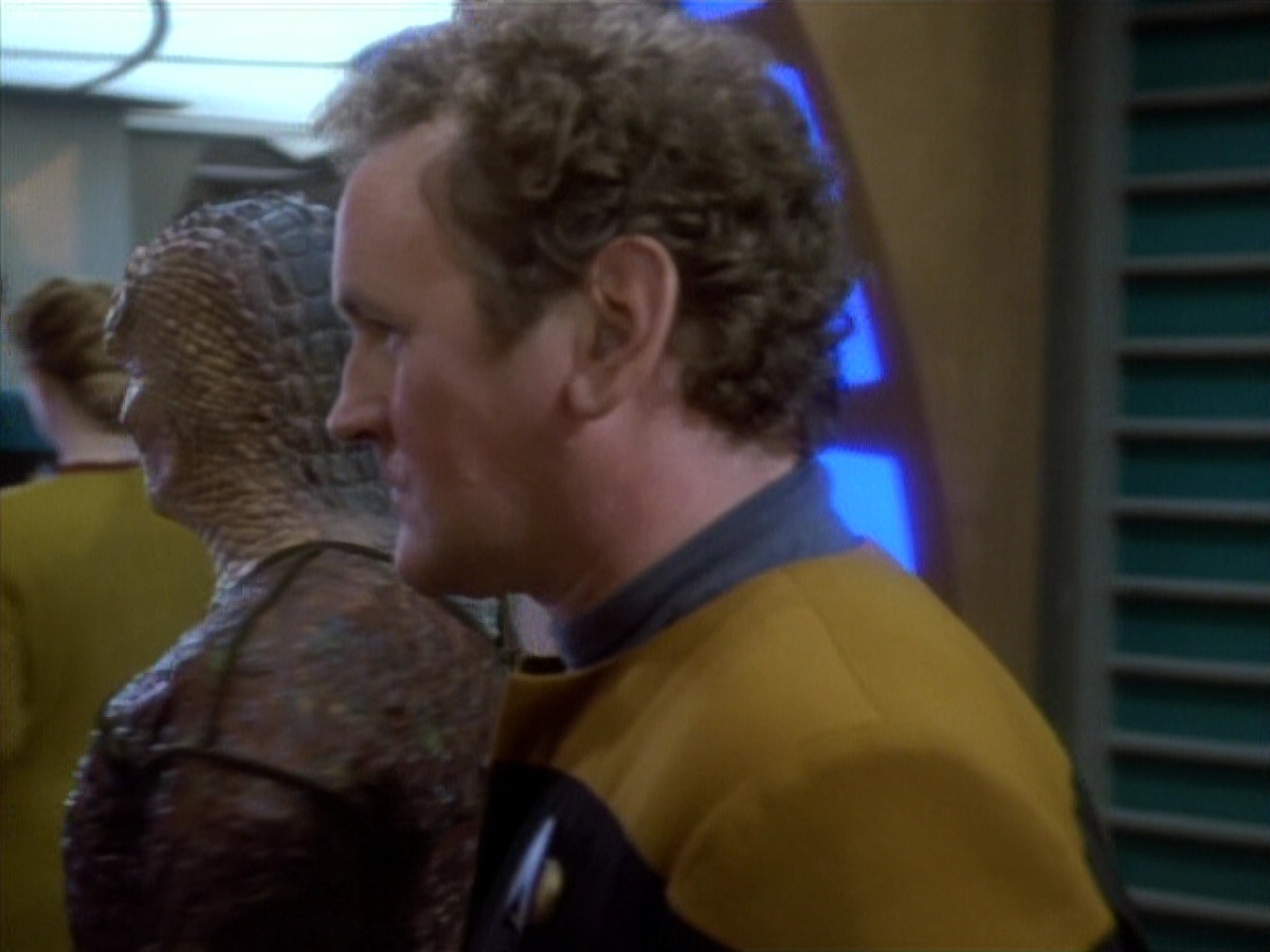 extant_StarTrekDS9_1x06-CaptivePursuitl_00878.jpg