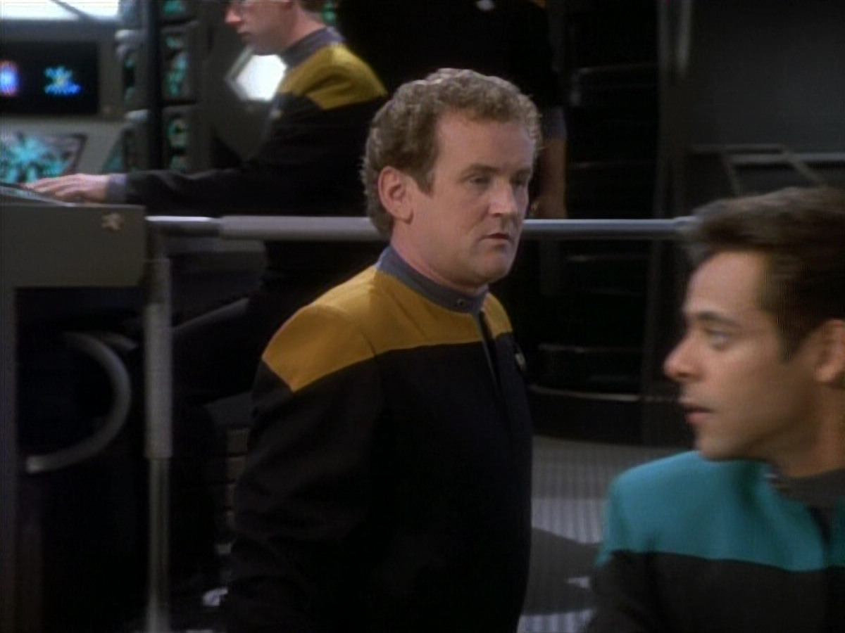extant_StarTrekDS9_1x06-CaptivePursuitl_01620.jpg