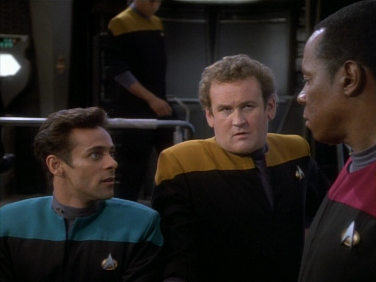 extant_StarTrekDS9_1x06-CaptivePursuitl_01630.jpg