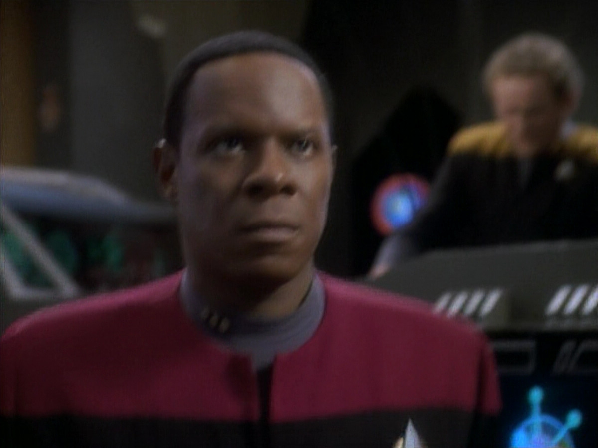 extant_StarTrekDS9_1x06-CaptivePursuitl_02120.jpg