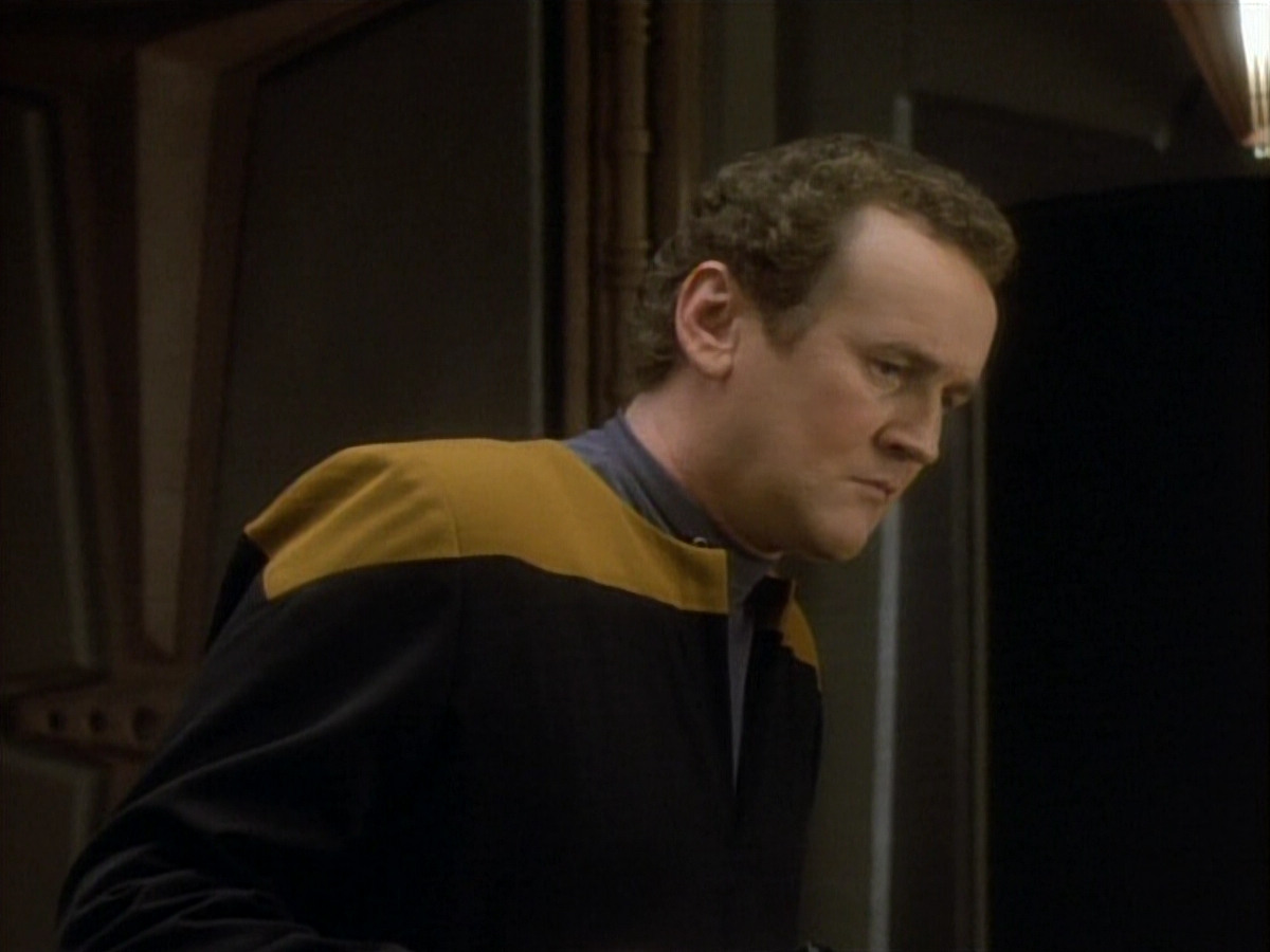 extant_StarTrekDS9_1x06-CaptivePursuitl_03271.jpg