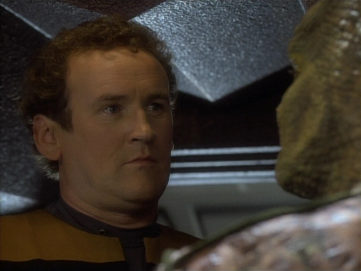 extant_StarTrekDS9_1x06-CaptivePursuitl_03577.jpg