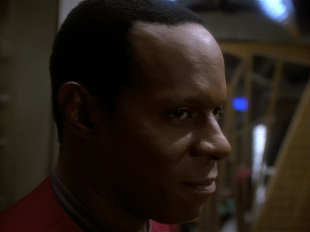 extant_StarTrekDS9_1x06-CaptivePursuitl_03777.jpg
