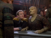 extant_StarTrekDS9_1x06-CaptivePursuitl_01511.jpg