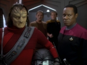 extant_StarTrekDS9_1x06-CaptivePursuitl_02492.jpg