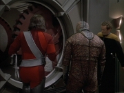 extant_StarTrekDS9_1x06-CaptivePursuitl_03217.jpg