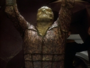 extant_StarTrekDS9_1x06-CaptivePursuitl_03498.jpg