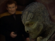 extant_StarTrekDS9_1x06-CaptivePursuitl_03532.jpg