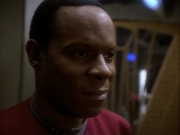 extant_StarTrekDS9_1x06-CaptivePursuitl_03781.jpg