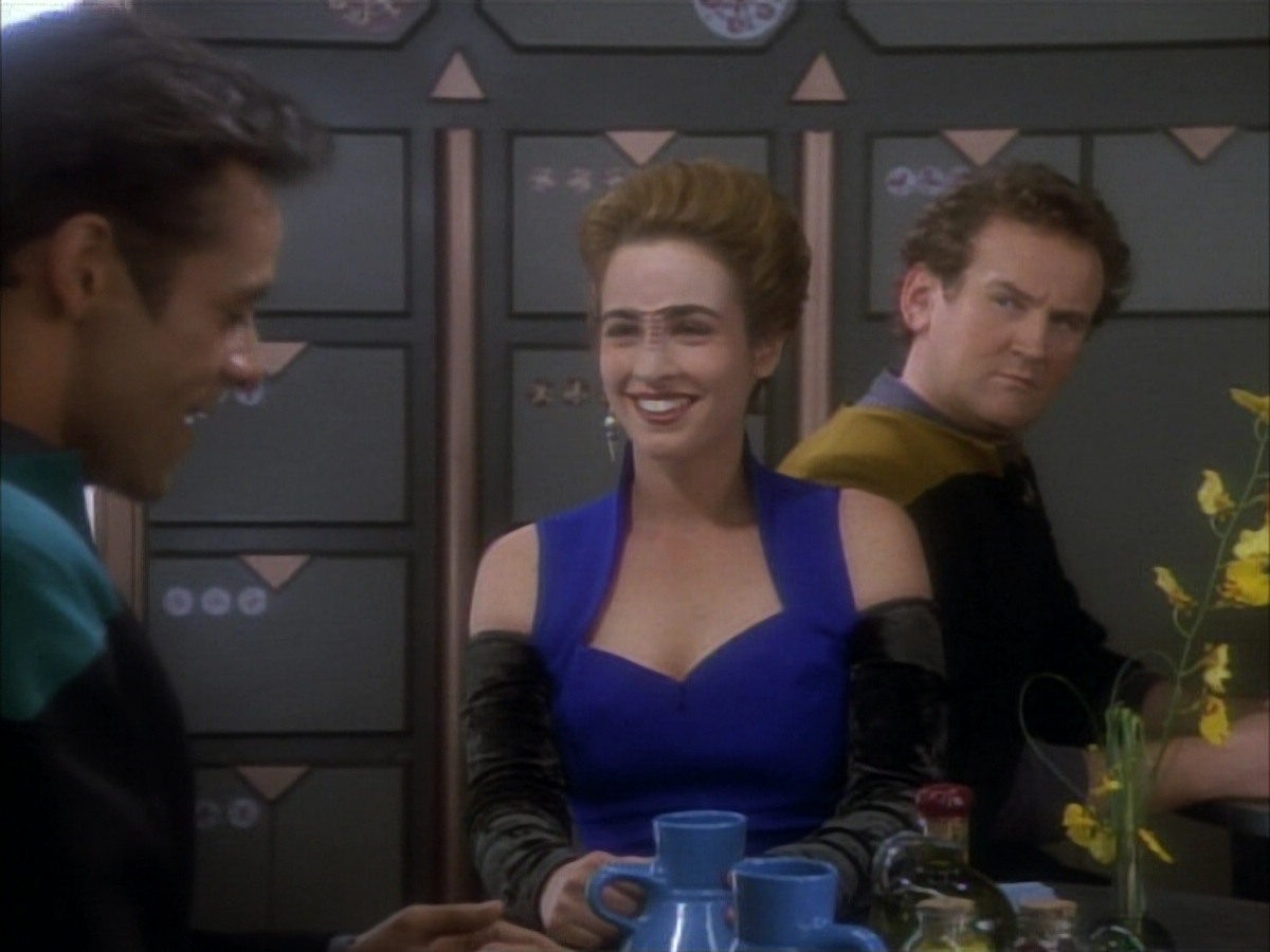 extant_StarTrekDS9_1x07-Q-Less_00057.jpg