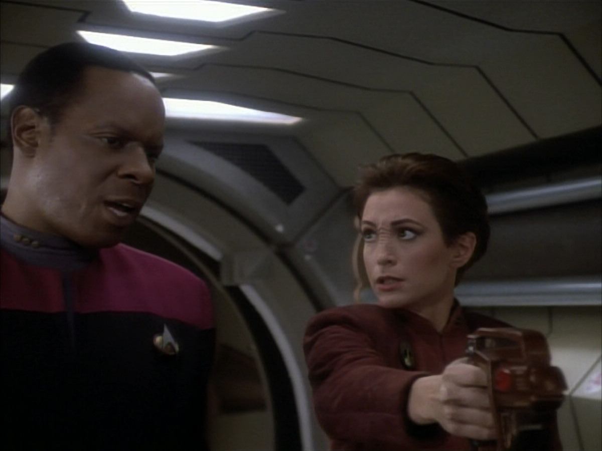 extant_StarTrekDS9_1x07-Q-Less_00161.jpg
