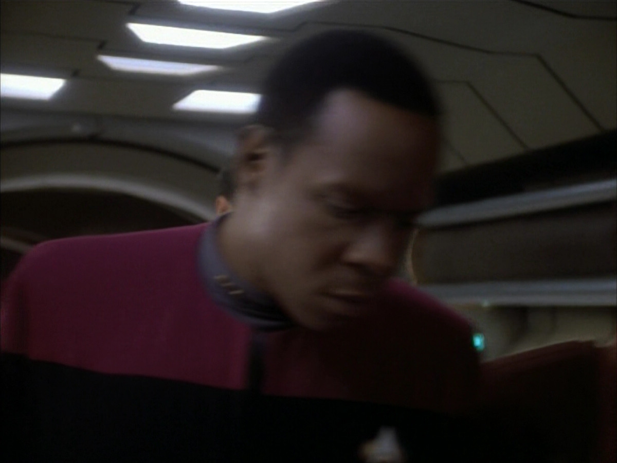 extant_StarTrekDS9_1x07-Q-Less_00199.jpg