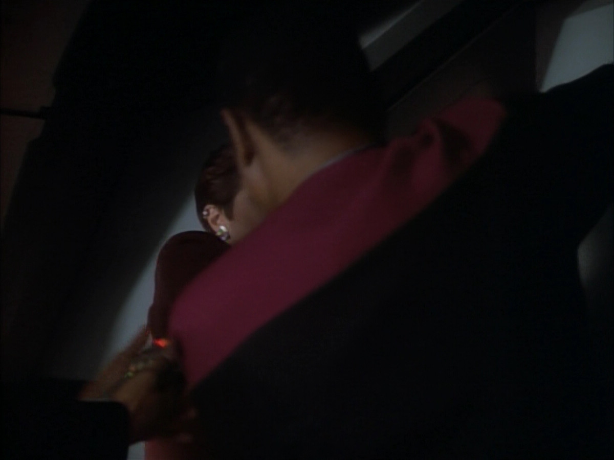 extant_StarTrekDS9_1x07-Q-Less_00209.jpg