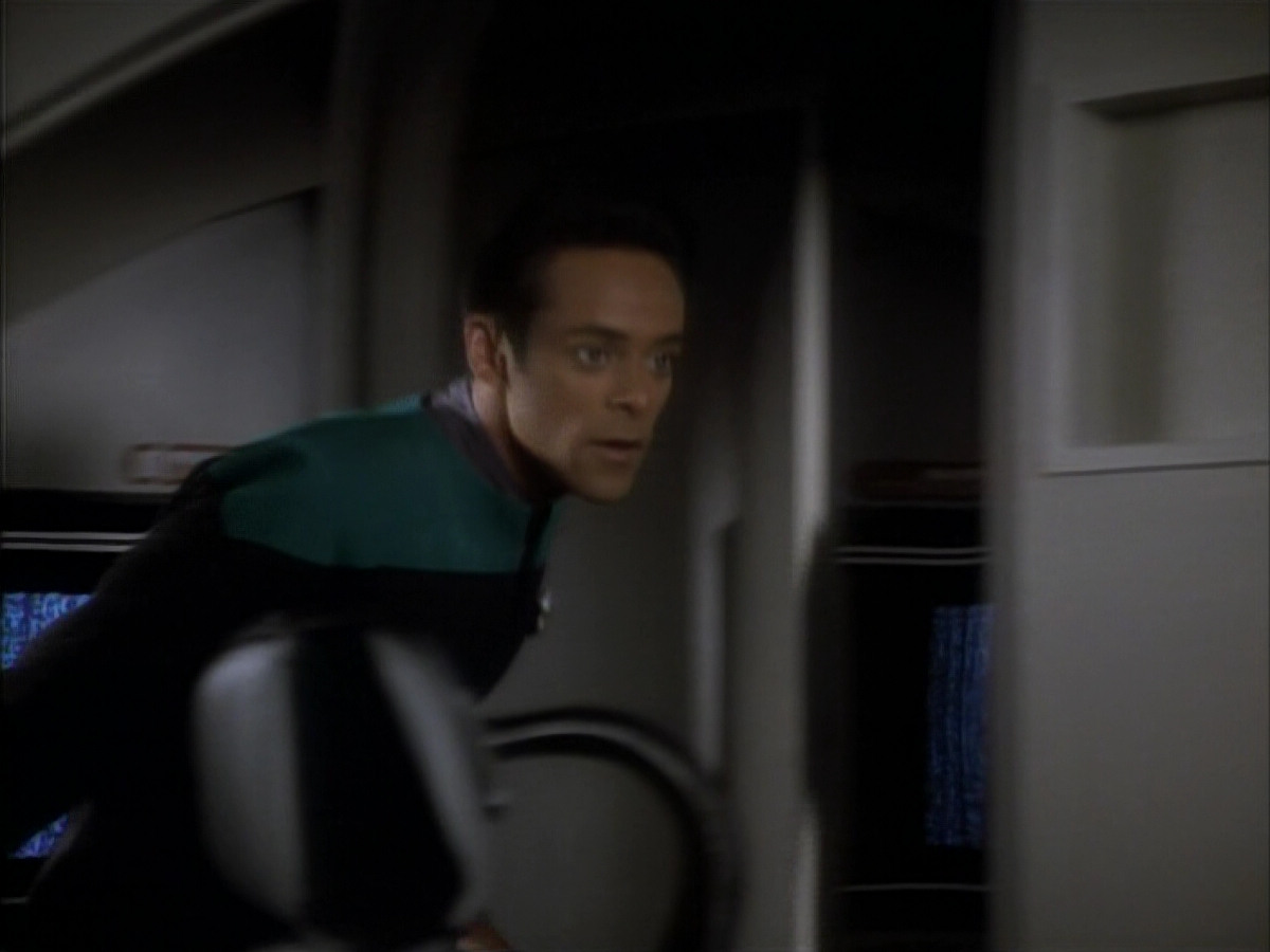 extant_StarTrekDS9_1x07-Q-Less_00212.jpg