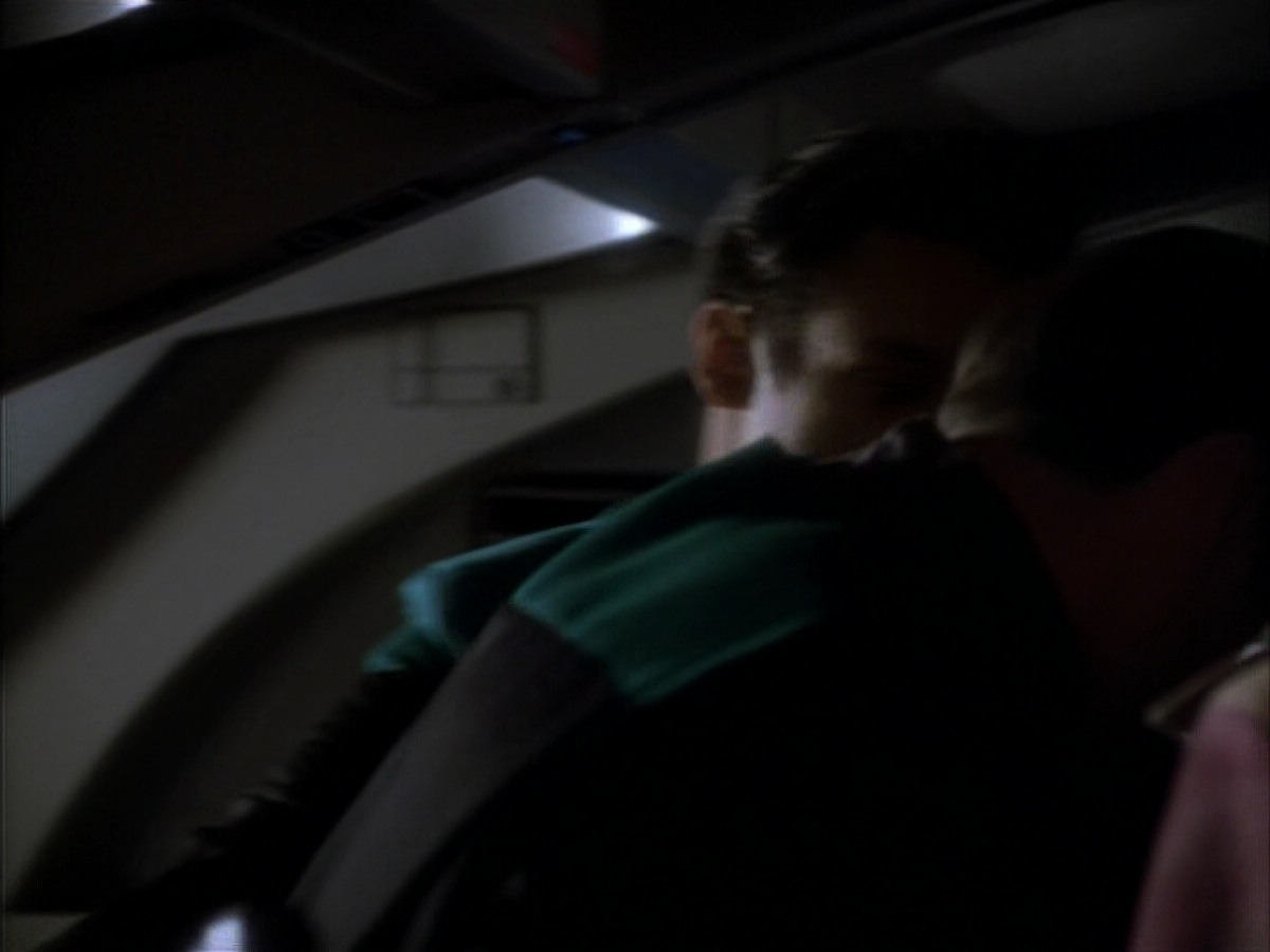 extant_StarTrekDS9_1x07-Q-Less_00256.jpg