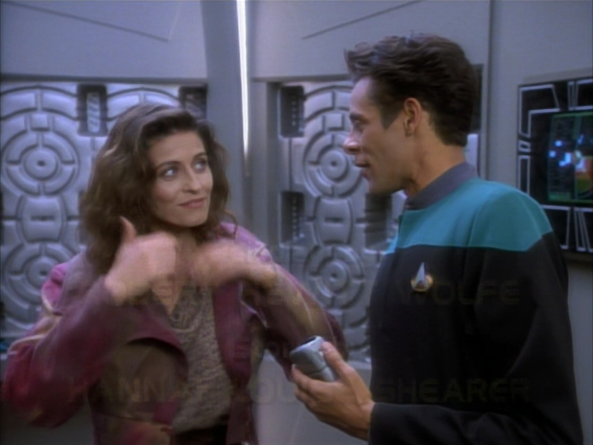 extant_StarTrekDS9_1x07-Q-Less_00492.jpg