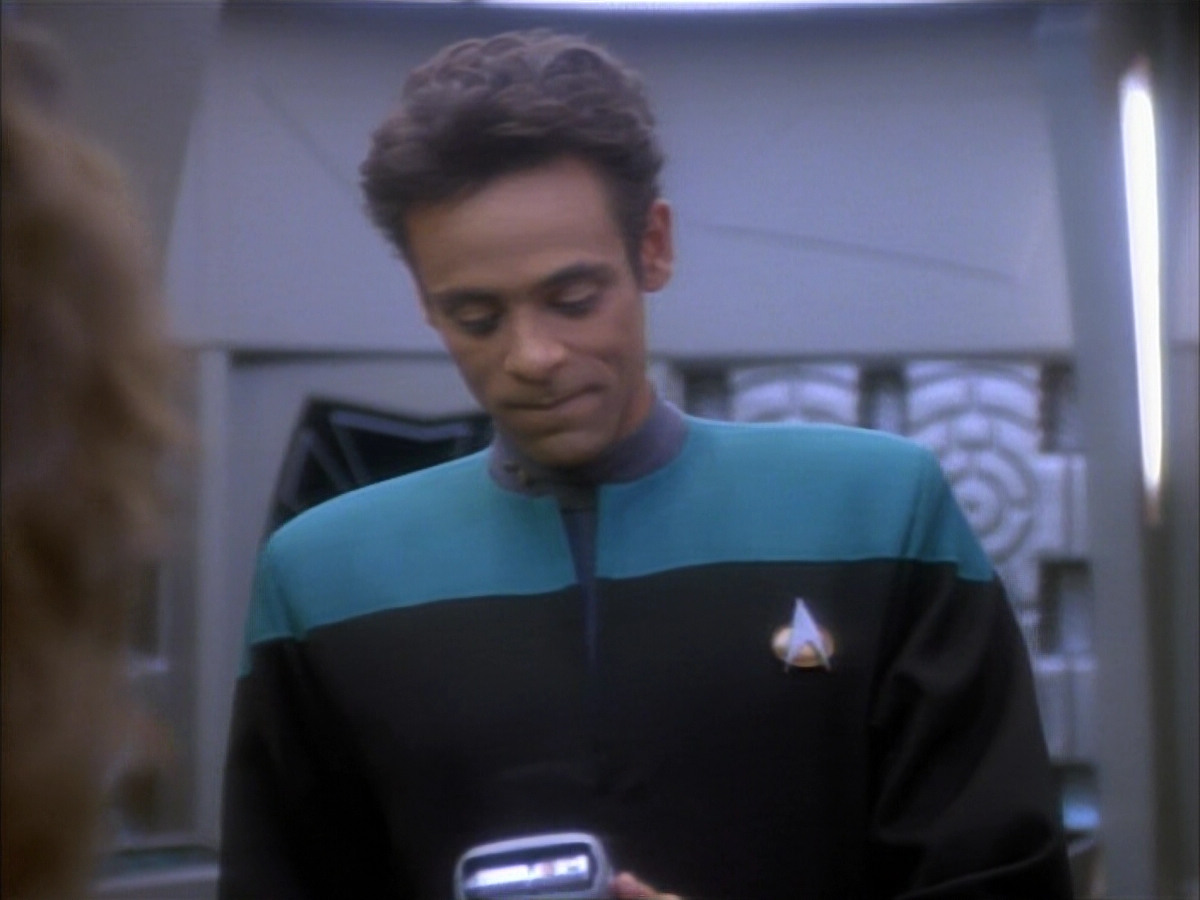 extant_StarTrekDS9_1x07-Q-Less_00506.jpg