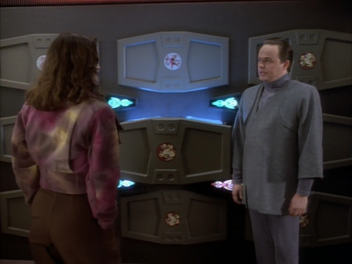 extant_StarTrekDS9_1x07-Q-Less_00597.jpg