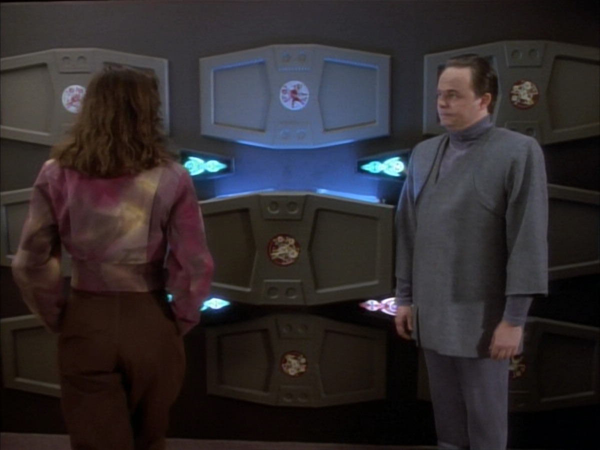 extant_StarTrekDS9_1x07-Q-Less_00598.jpg