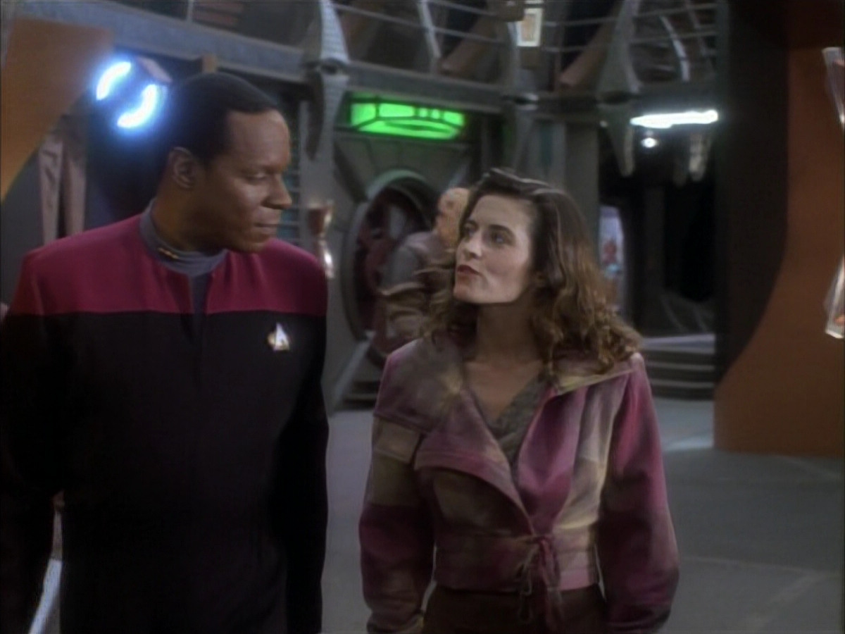 extant_StarTrekDS9_1x07-Q-Less_00819.jpg