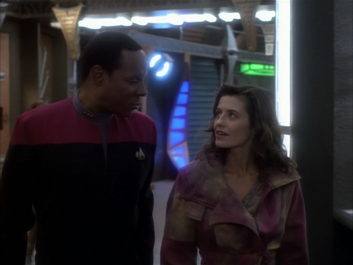 extant_StarTrekDS9_1x07-Q-Less_00825.jpg