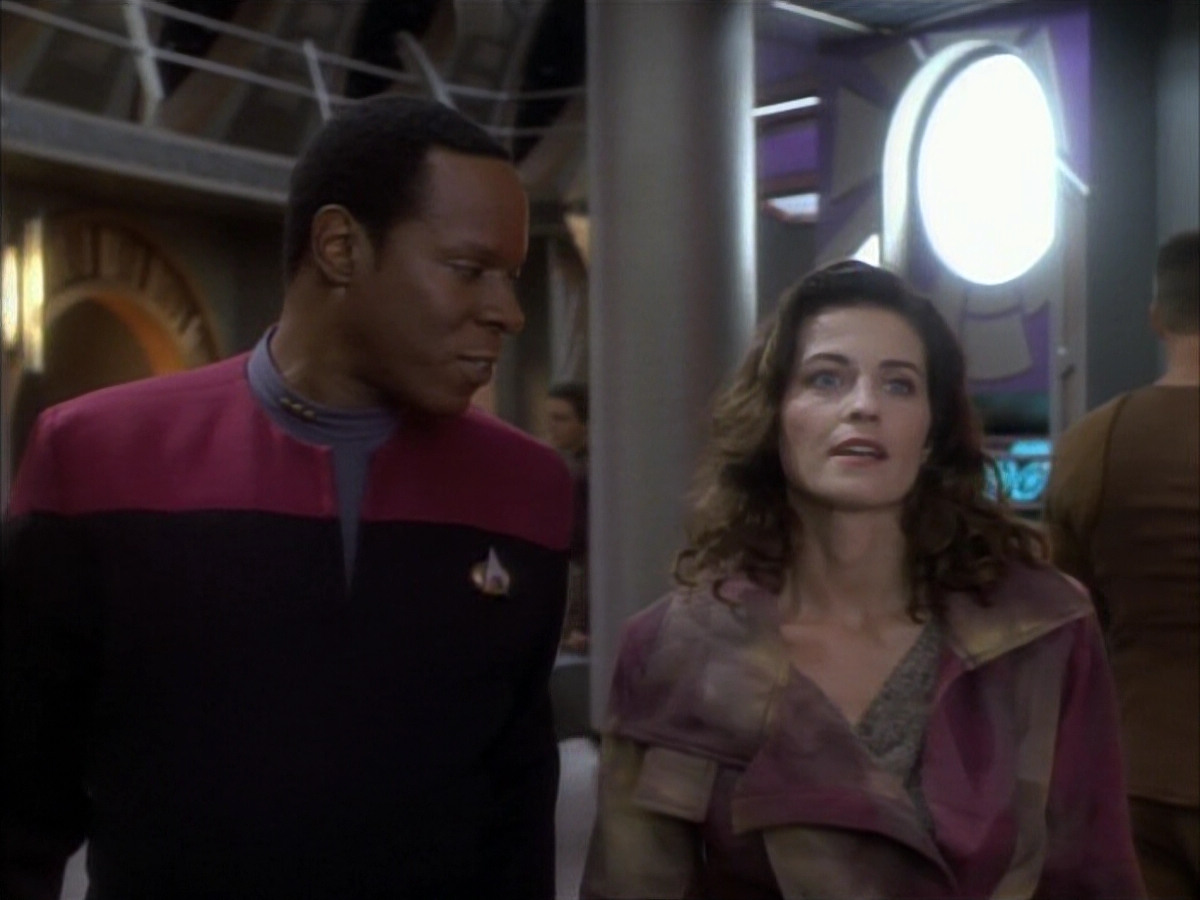 extant_StarTrekDS9_1x07-Q-Less_00838.jpg