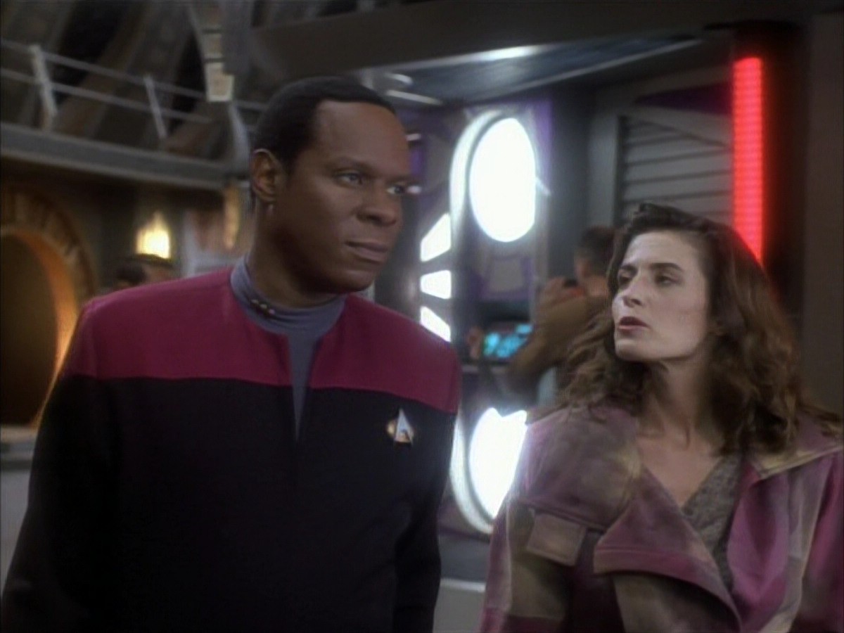 extant_StarTrekDS9_1x07-Q-Less_00842.jpg