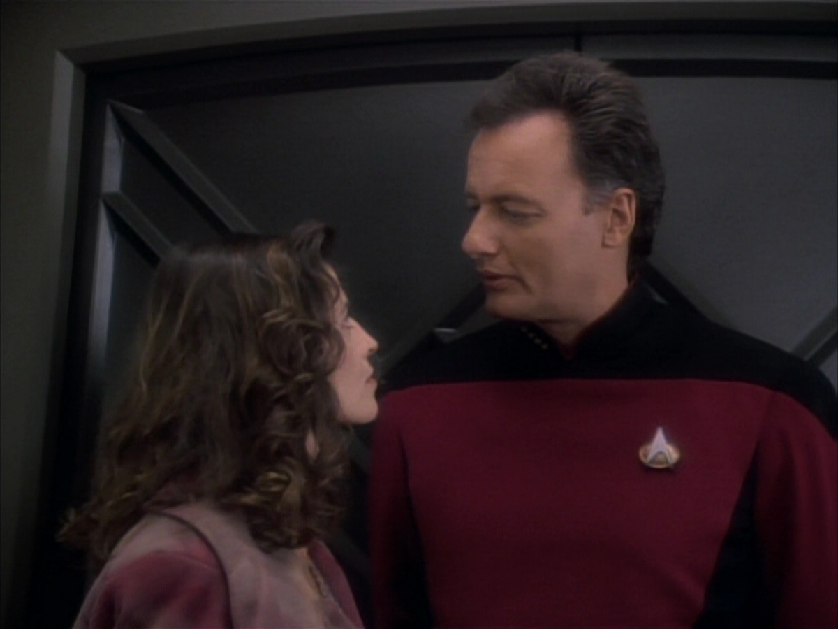 extant_StarTrekDS9_1x07-Q-Less_01588.jpg