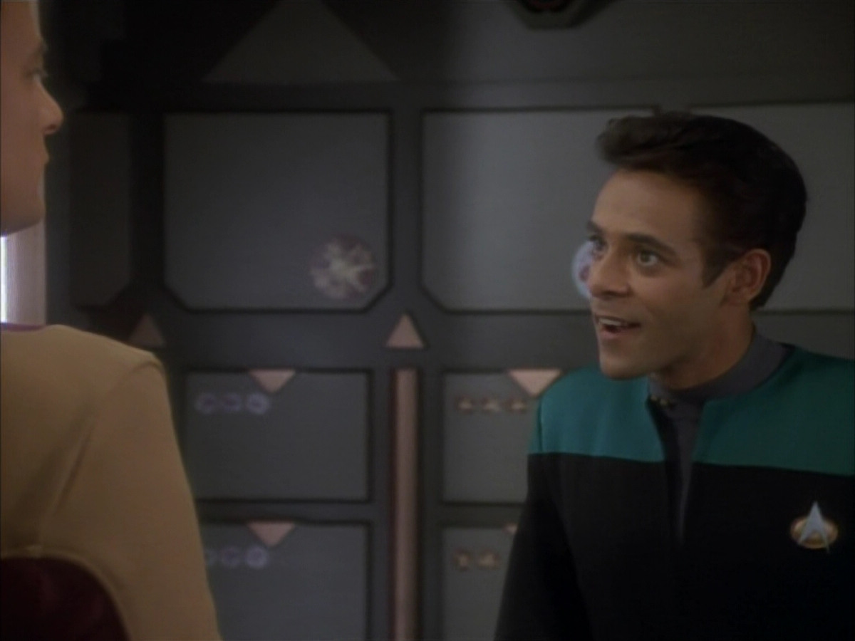 extant_StarTrekDS9_1x07-Q-Less_01644.jpg