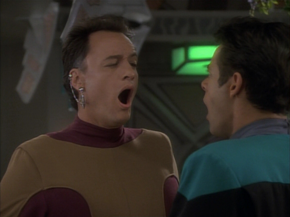 extant_StarTrekDS9_1x07-Q-Less_01658.jpg